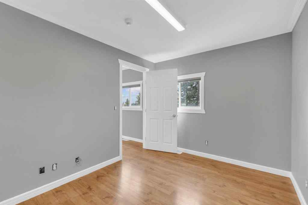 MLS® A2253366 - 4212 Hewlett Drive  in Blindman Industrial Park Rural Red Deer County, Commercial