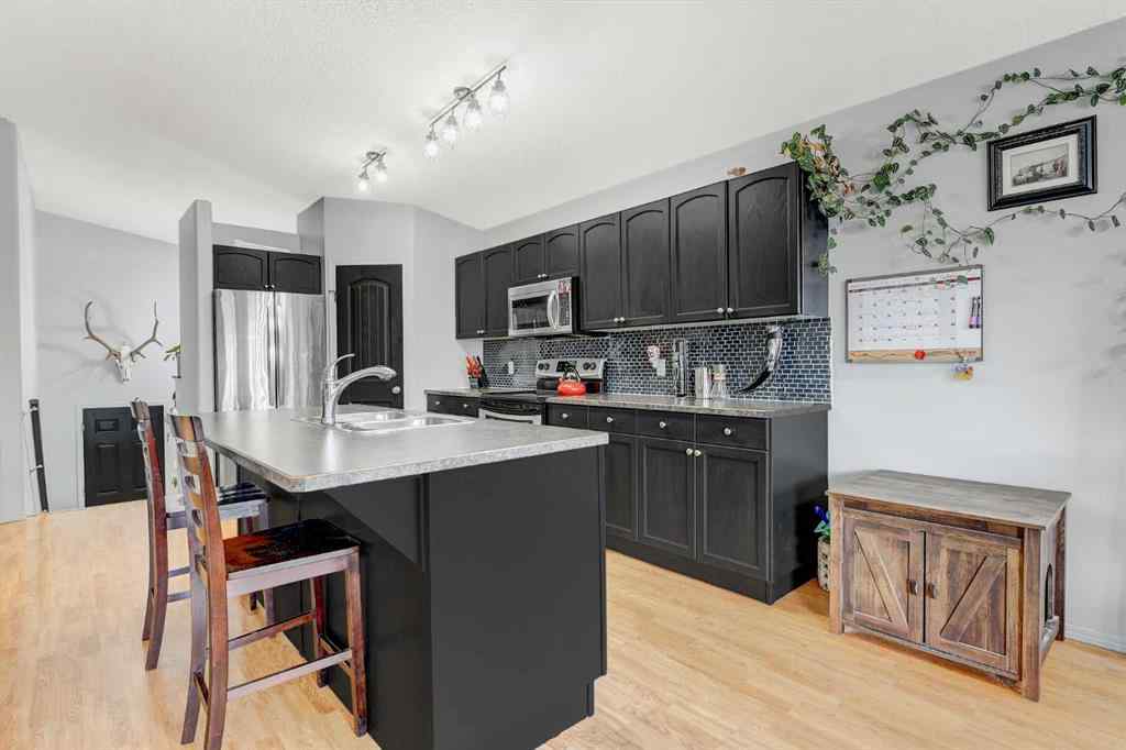 MLS® A2253372 - 8714 67 Avenue  in Countryside South Grande Prairie, Residential