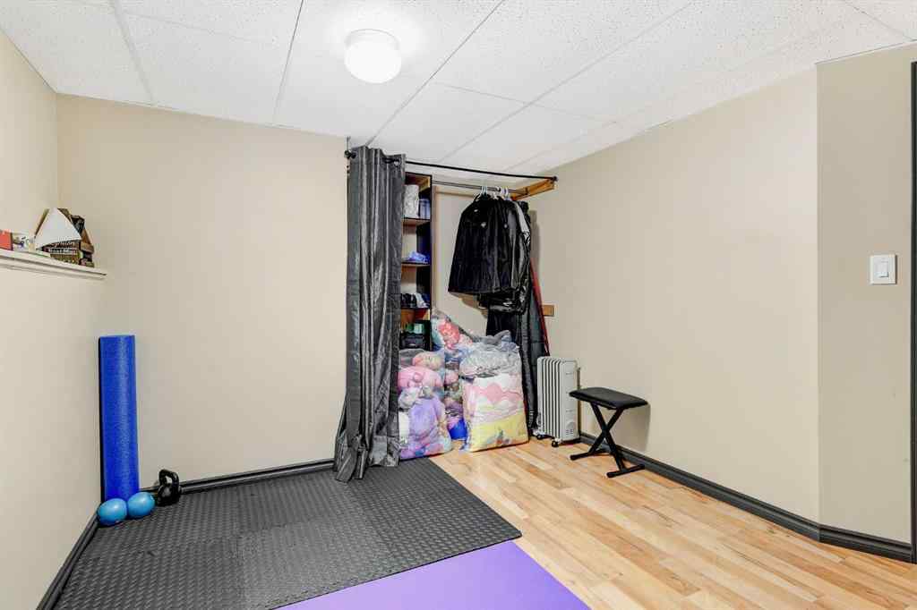 MLS® A2253372 - 8714 67 Avenue  in Countryside South Grande Prairie, Residential