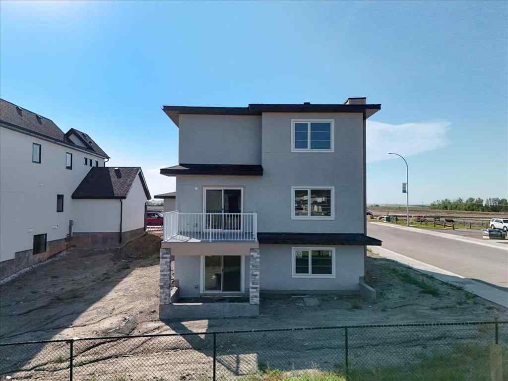 MLS® A2253373 - 3 Lakewood Point  in Lakewood Strathmore, Residential