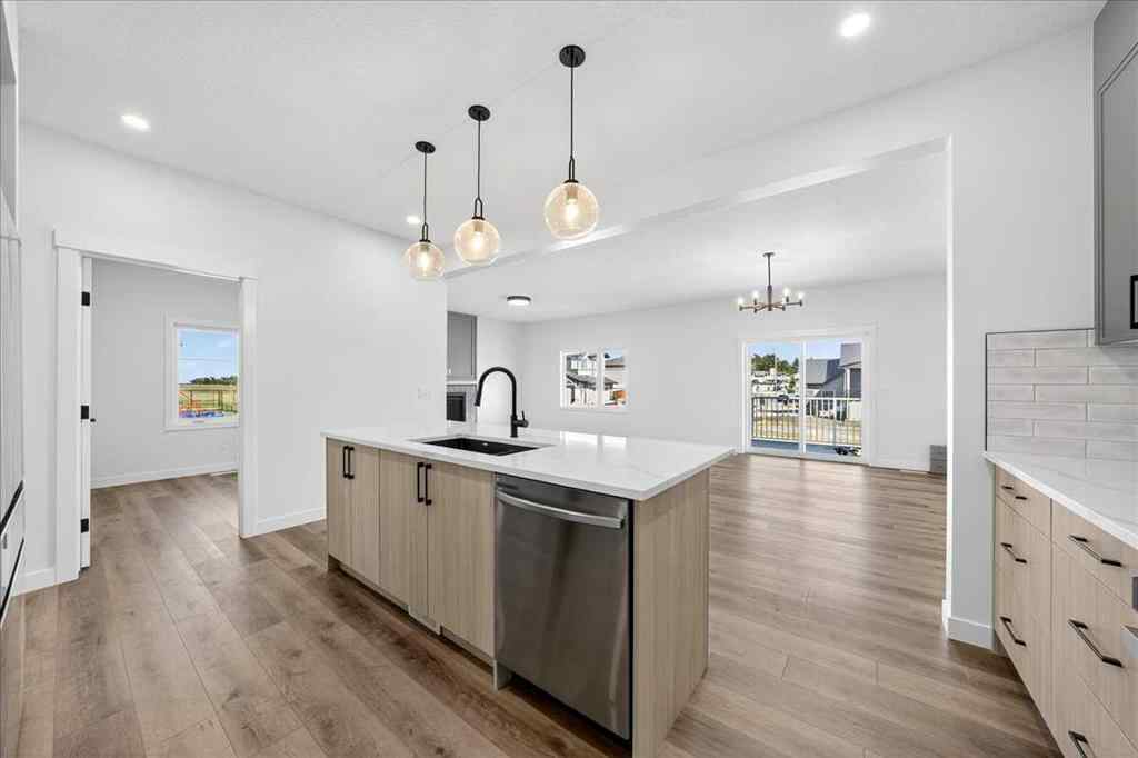 MLS® A2253373 - 3 Lakewood Point  in Lakewood Strathmore, Residential