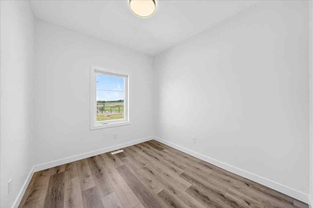 MLS® A2253373 - 3 Lakewood Point  in Lakewood Strathmore, Residential