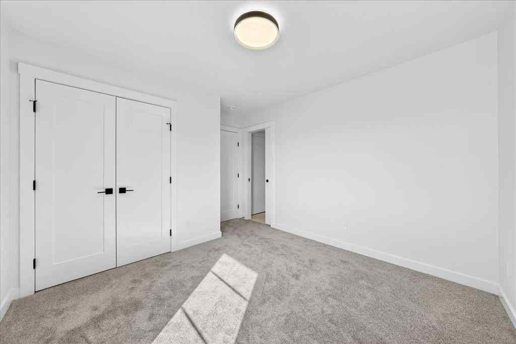 MLS® A2253373 - 3 Lakewood Point  in Lakewood Strathmore, Residential
