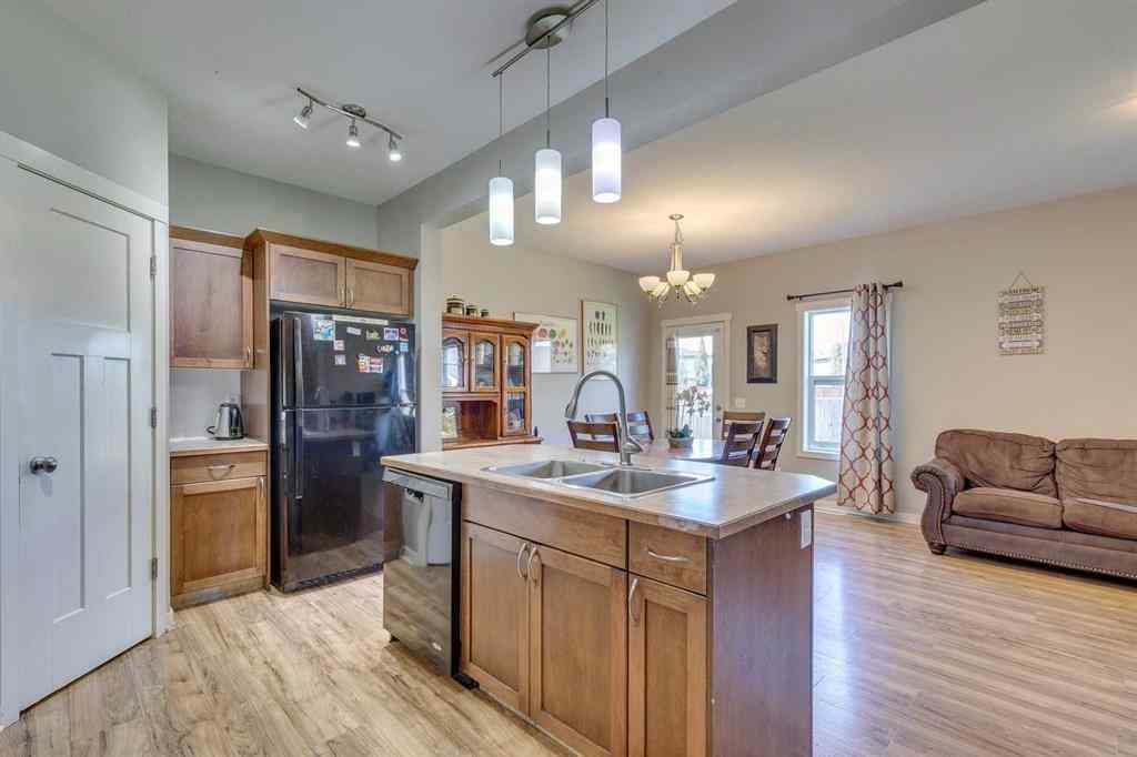 MLS® A2253374 - 43 Sunrise Crescent NE in Sunrise Meadows High River, Residential