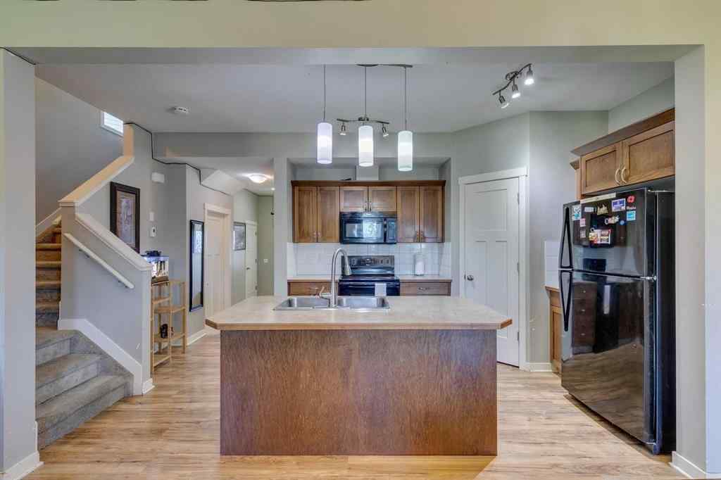 MLS® A2253374 - 43 Sunrise Crescent NE in Sunrise Meadows High River, Residential
