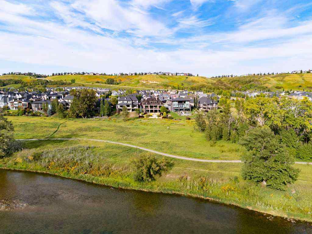MLS® A2253375 - 140 Cranbrook View SE in Cranston Calgary, Residential