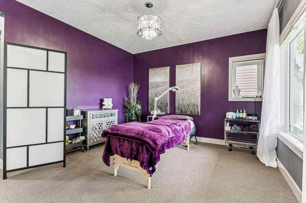 MLS® A2253379 - 16 Royal Oak Cape NW in Royal Oak Calgary, Residential