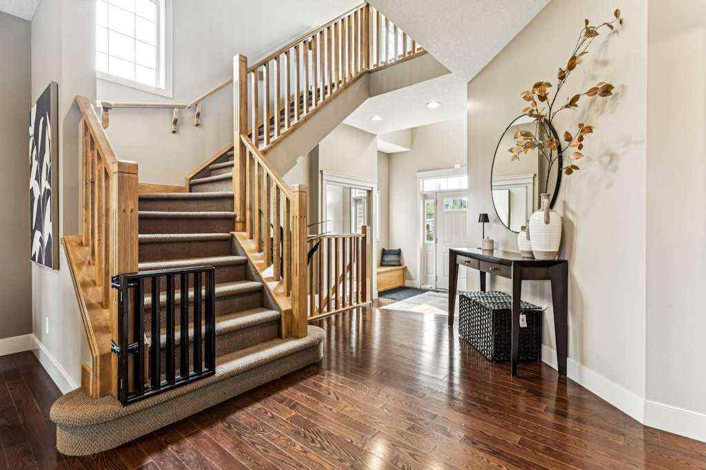 MLS® A2253379 - 16 Royal Oak Cape NW in Royal Oak Calgary, Residential