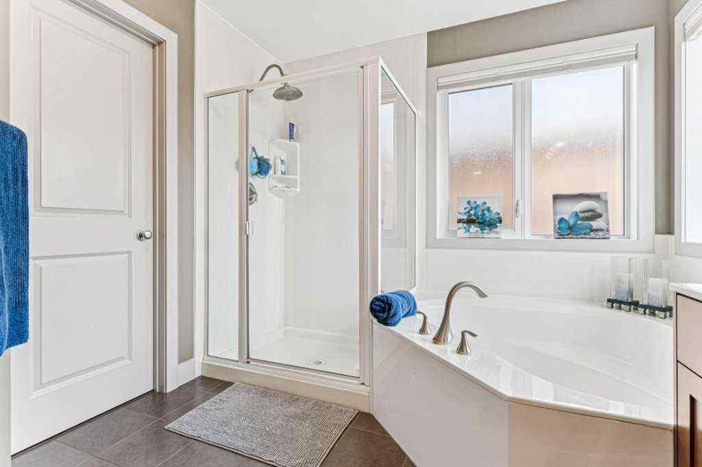 MLS® A2253379 - 16 Royal Oak Cape NW in Royal Oak Calgary, Residential