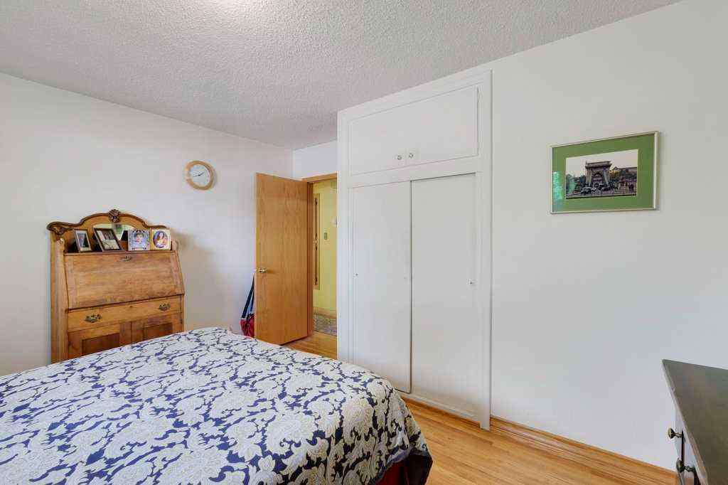 MLS® A2253381 - 2623 Glencastle Street SW in Glendale Calgary, Residential