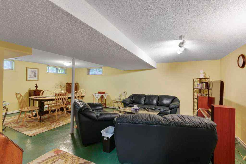 MLS® A2253381 - 2623 Glencastle Street SW in Glendale Calgary, Residential