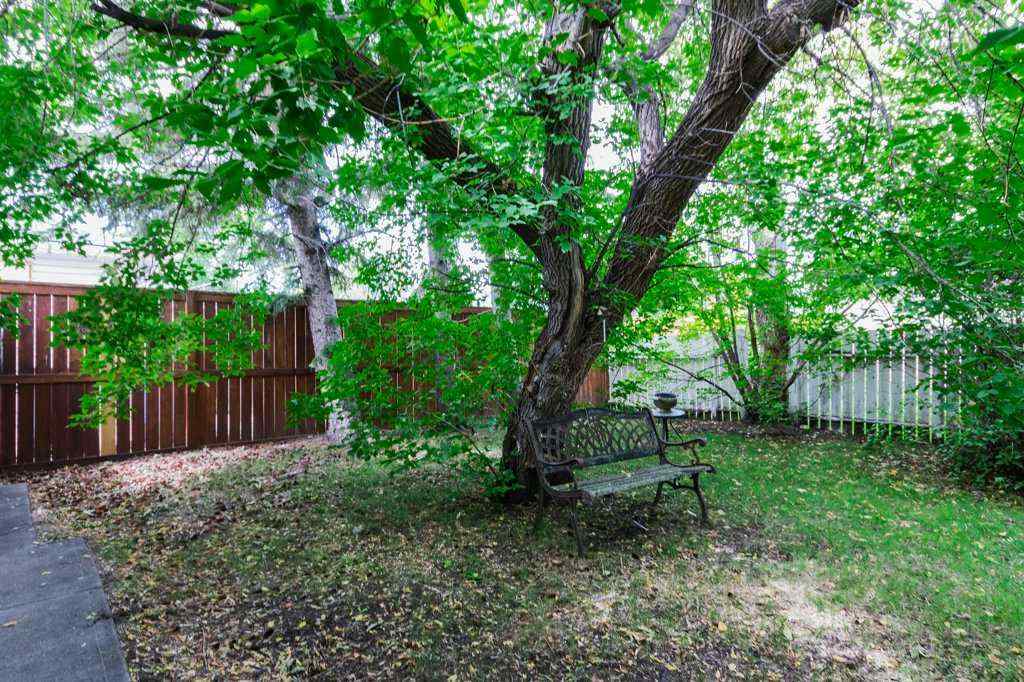 MLS® A2253381 - 2623 Glencastle Street SW in Glendale Calgary, Residential