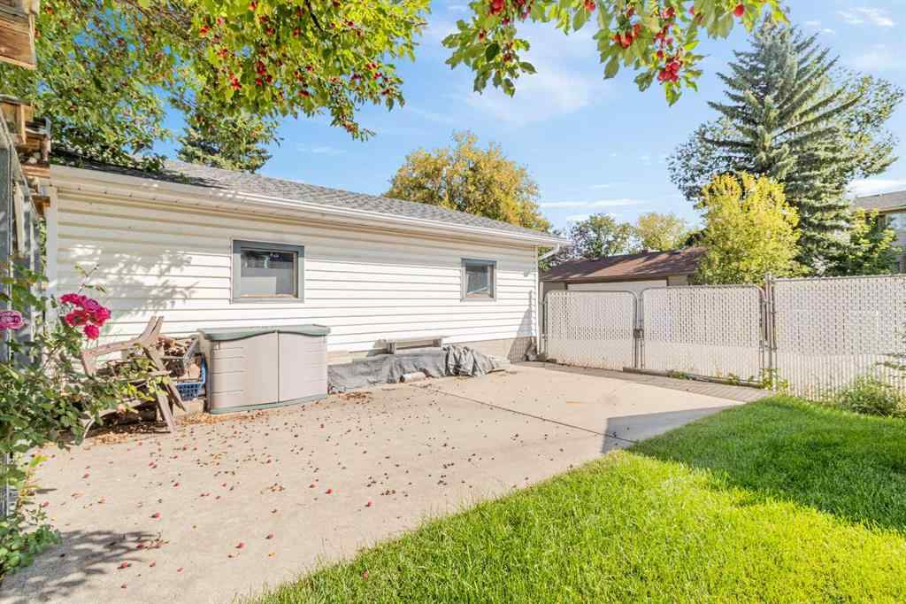 MLS® A2253387 - 1908 65 Street NE in Pineridge Calgary, Residential