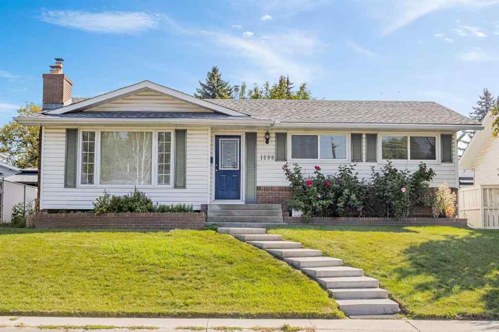 MLS® A2253387 - 1908 65 Street NE in Pineridge Calgary, Residential