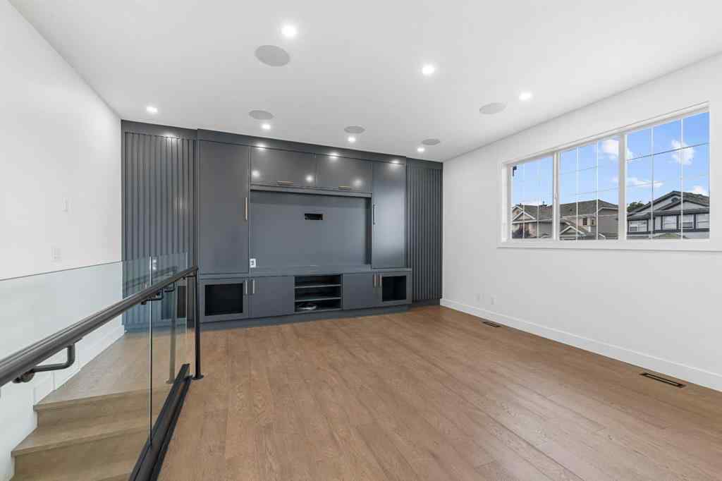 MLS® A2253393 - 168 Spring Crescent SW in Springbank Hill Calgary, Residential