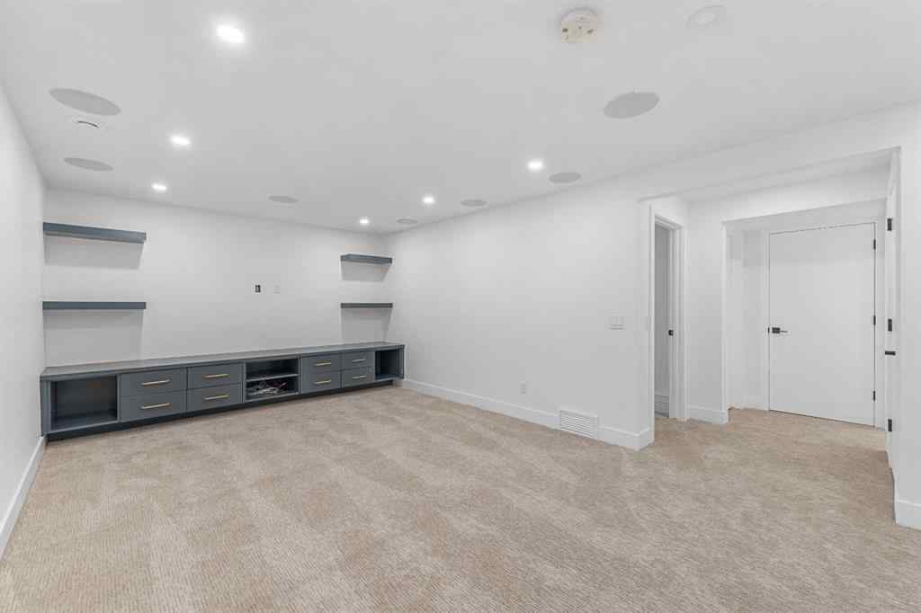 MLS® A2253393 - 168 Spring Crescent SW in Springbank Hill Calgary, Residential