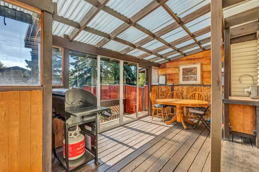 MLS® A2253394 - 8 Pinelore Place NE in Pineridge Calgary, Residential