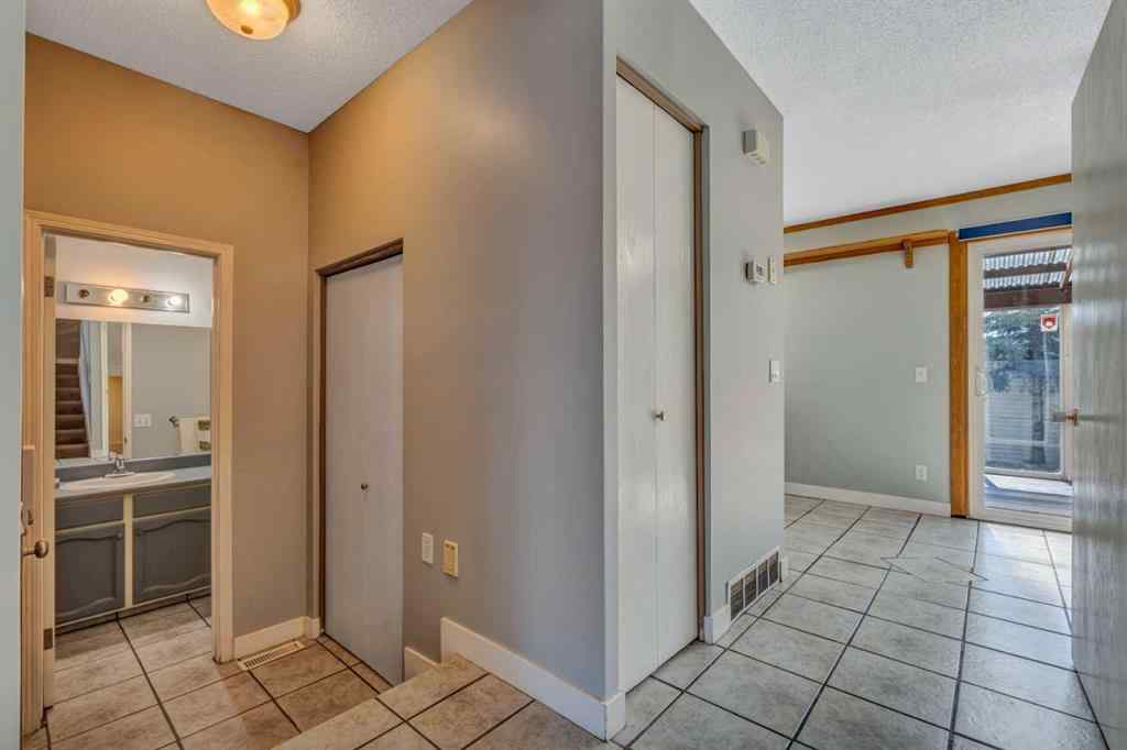 MLS® A2253394 - 8 Pinelore Place NE in Pineridge Calgary, Residential