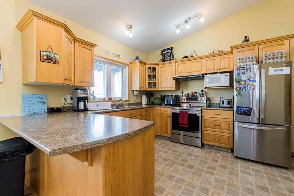 MLS® A2253395 - 714061 RR95   in NONE Beaverlodge, Residential