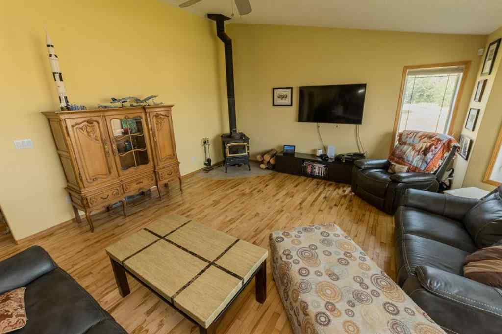 MLS® A2253395 - 714061 RR95   in NONE Beaverlodge, Residential