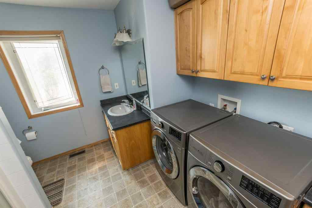 MLS® A2253395 - 714061 RR95   in NONE Beaverlodge, Residential