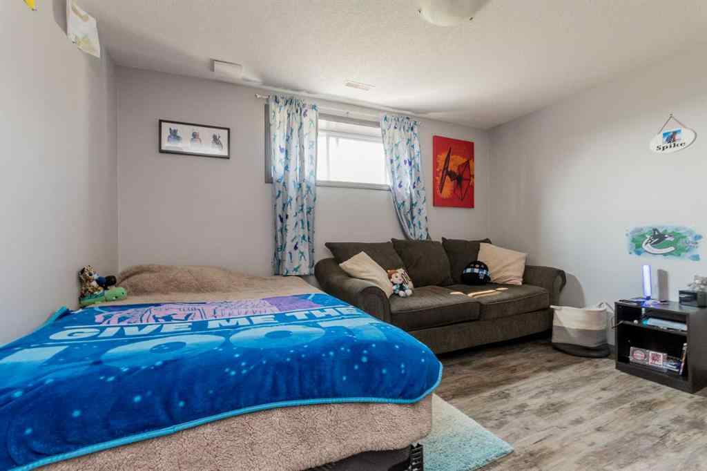 MLS® A2253395 - 714061 RR95   in NONE Beaverlodge, Residential