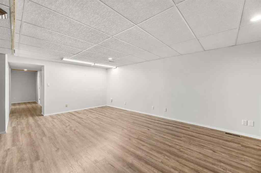 MLS® A2253396 - 5217 Shannon Drive  in NONE Olds, Residential