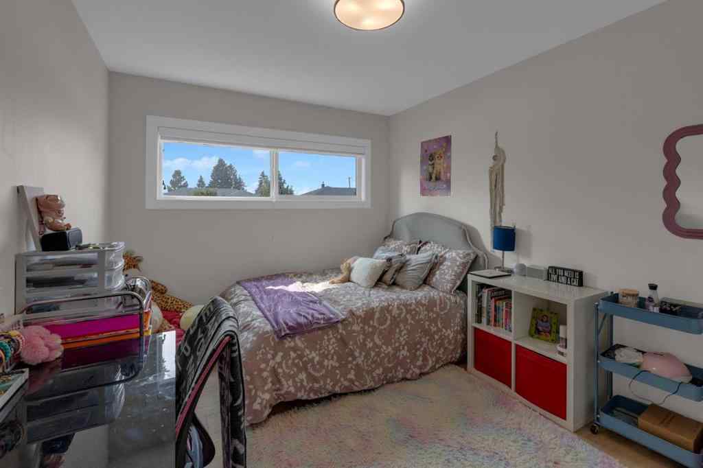 MLS® A2253401 - 24 Canyon Drive NW in Collingwood Calgary, Residential