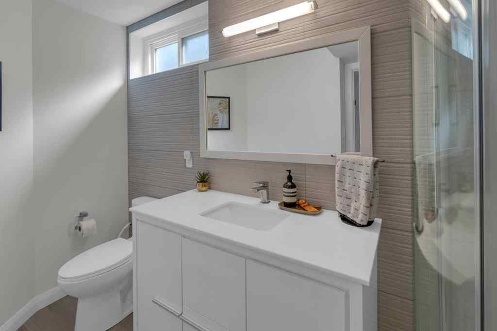 MLS® A2253401 - 24 Canyon Drive NW in Collingwood Calgary, Residential