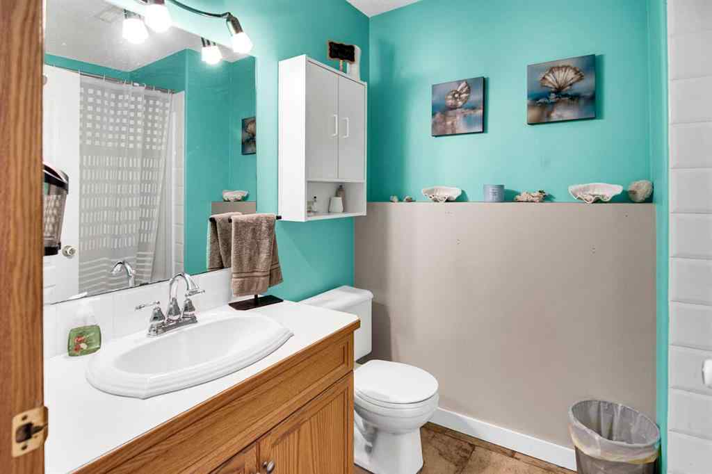 MLS® A2253402 - 264 Lancaster Drive  in Lancaster Meadows Red Deer, Residential