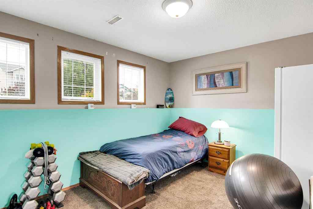 MLS® A2253402 - 264 Lancaster Drive  in Lancaster Meadows Red Deer, Residential