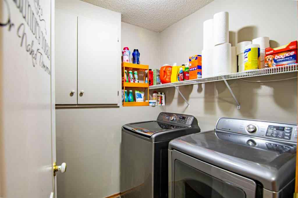 MLS® A2253402 - 264 Lancaster Drive  in Lancaster Meadows Red Deer, Residential