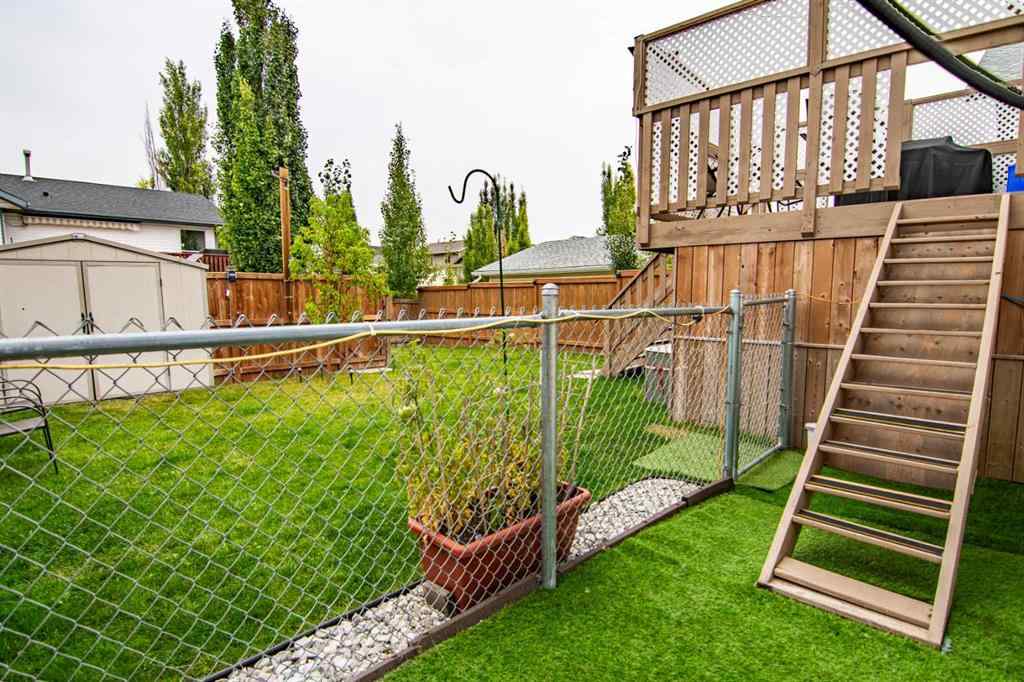 MLS® A2253402 - 264 Lancaster Drive  in Lancaster Meadows Red Deer, Residential