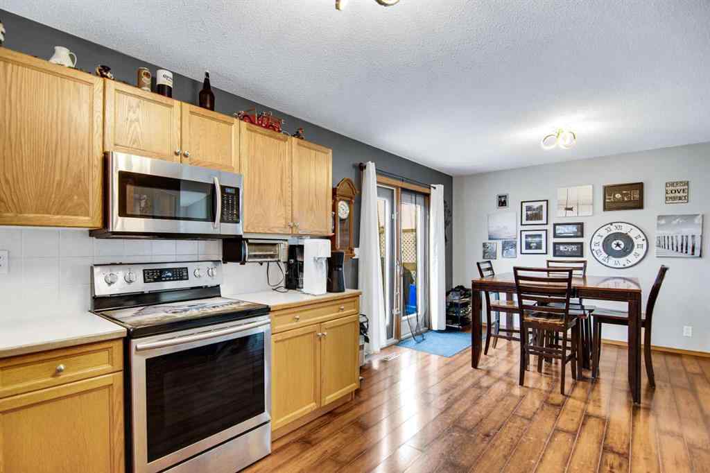 MLS® A2253402 - 264 Lancaster Drive  in Lancaster Meadows Red Deer, Residential