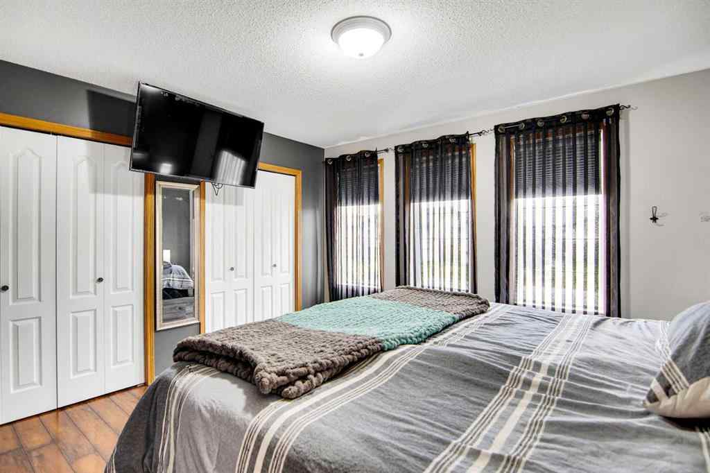 MLS® A2253402 - 264 Lancaster Drive  in Lancaster Meadows Red Deer, Residential