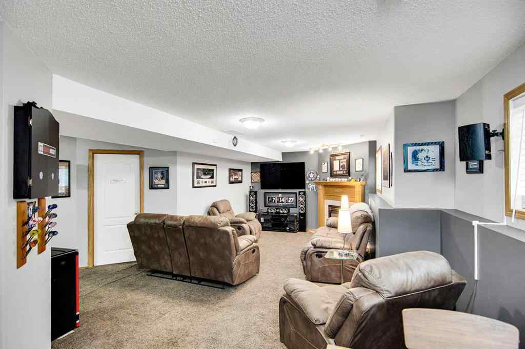MLS® A2253402 - 264 Lancaster Drive  in Lancaster Meadows Red Deer, Residential