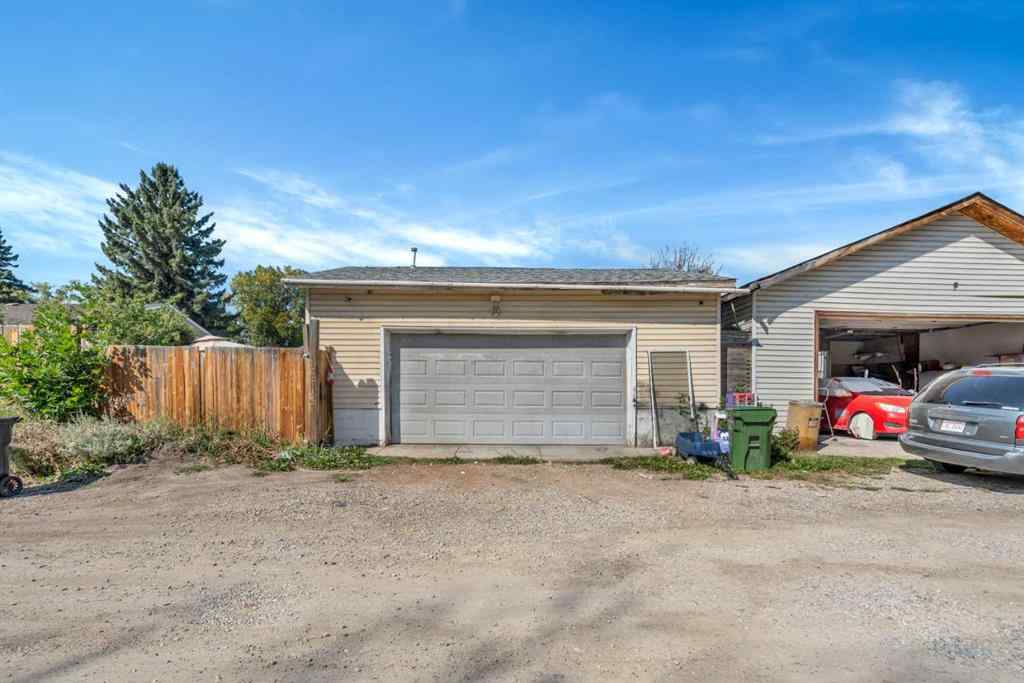 MLS® A2253403 - 4771 Rundlehorn Drive NE in Rundle Calgary, Residential