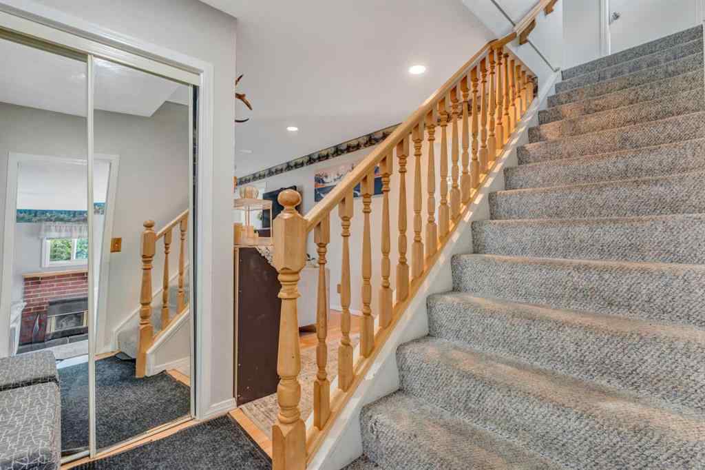 MLS® A2253403 - 4771 Rundlehorn Drive NE in Rundle Calgary, Residential