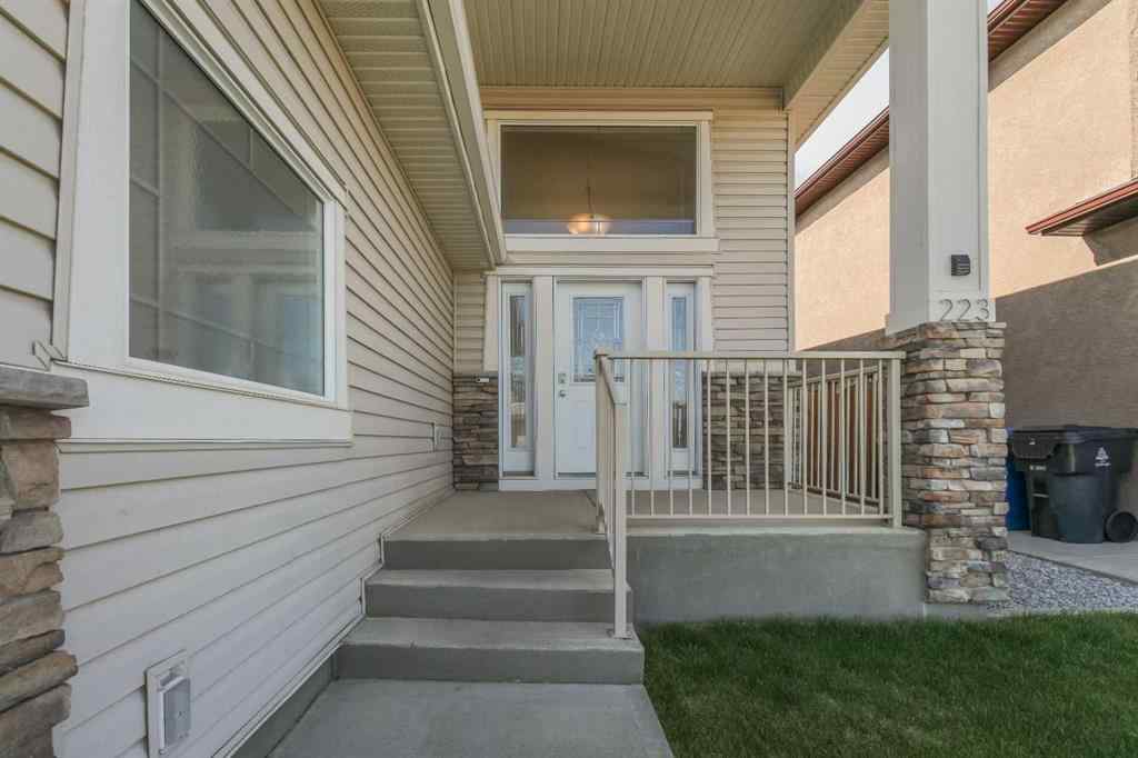 MLS® A2253408 - 223 Gateway Manor S in Fairmont Lethbridge, Residential