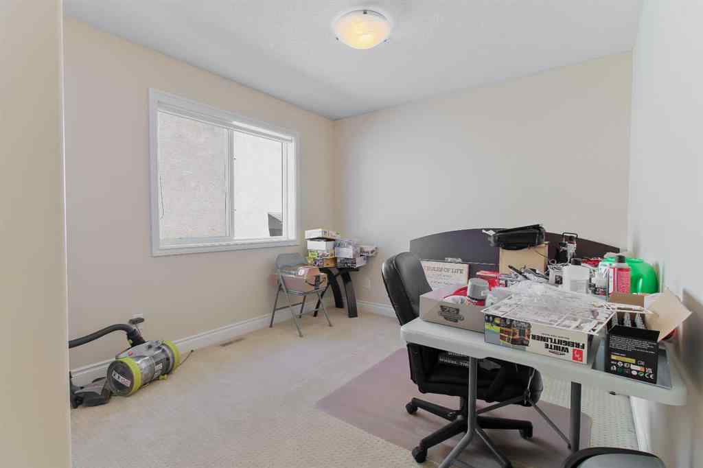 MLS® A2253408 - 223 Gateway Manor S in Fairmont Lethbridge, Residential