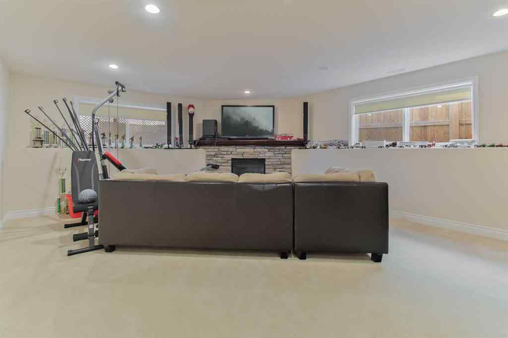 MLS® A2253408 - 223 Gateway Manor S in Fairmont Lethbridge, Residential