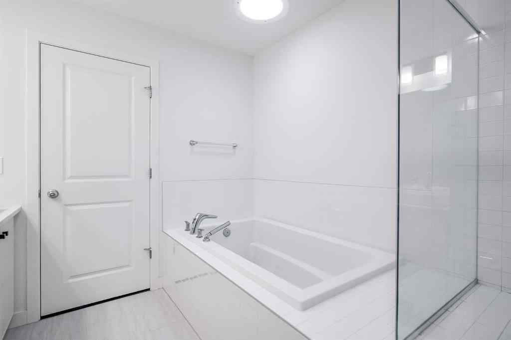 MLS® A2253410 - 34 Belmont Crescent SW in Belmont Calgary, Residential
