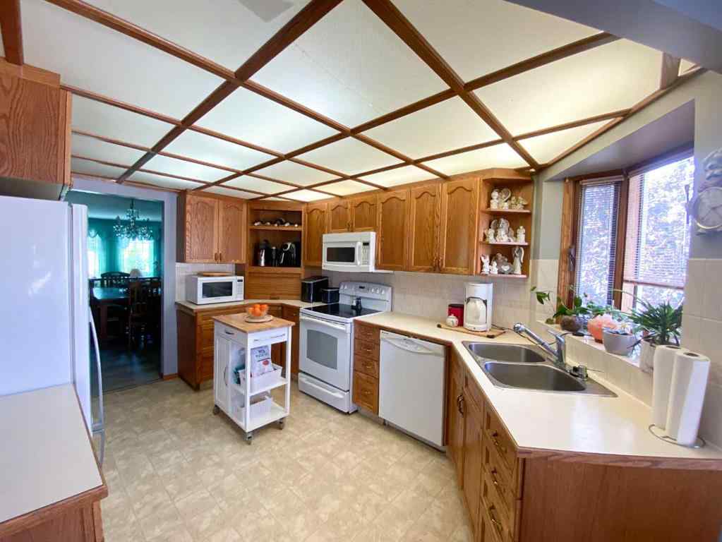 MLS® A2253416 - 5705 59 Avenue  in NONE Olds, Residential