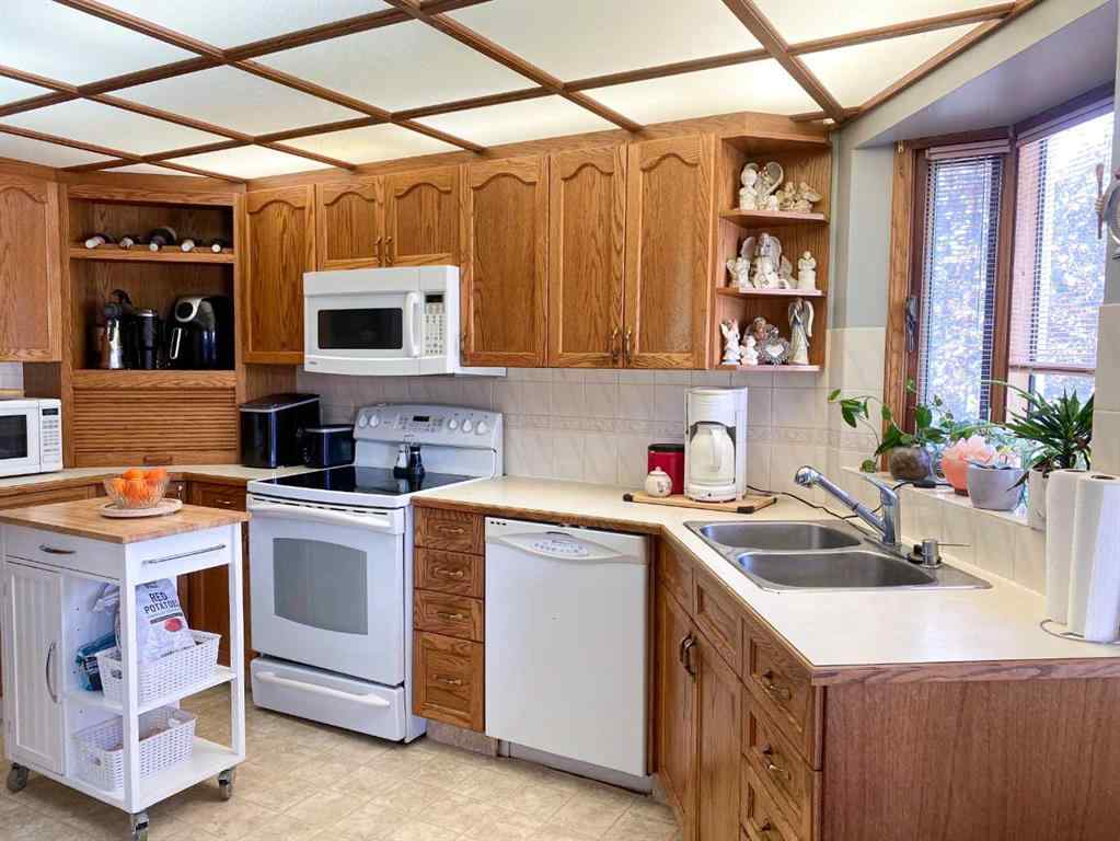 MLS® A2253416 - 5705 59 Avenue  in NONE Olds, Residential