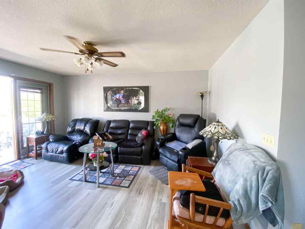 MLS® A2253416 - 5705 59 Avenue  in NONE Olds, Residential