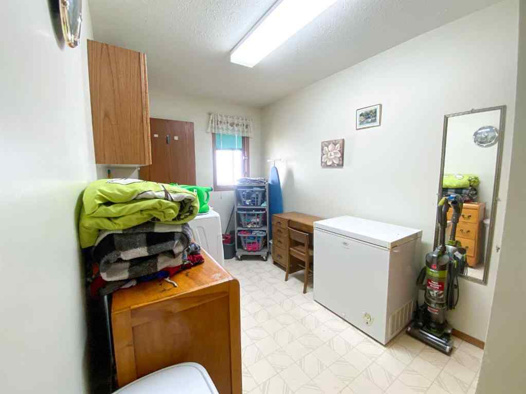 MLS® A2253416 - 5705 59 Avenue  in NONE Olds, Residential