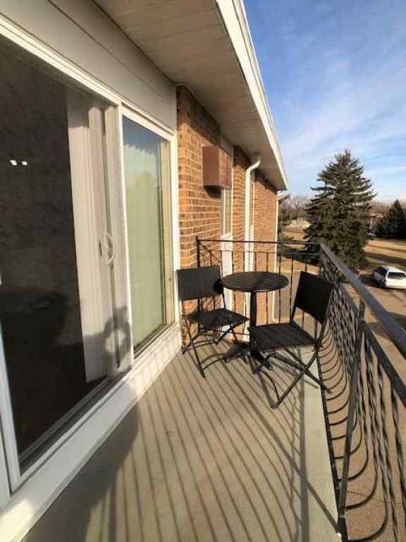 MLS® A2253417 - Unit #315 663 12 Street NW in Northwest Crescent Heights Medicine Hat, Residential