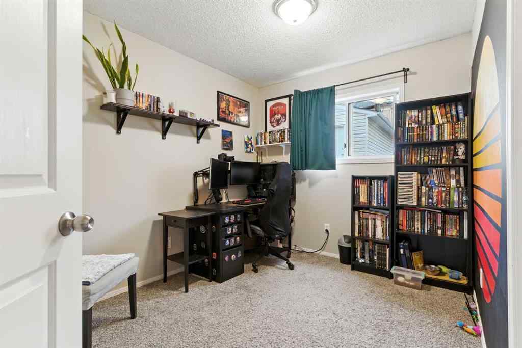 MLS® A2253418 - Unit #2 2207 28 Street SW in Killarney/Glengarry Calgary, Residential