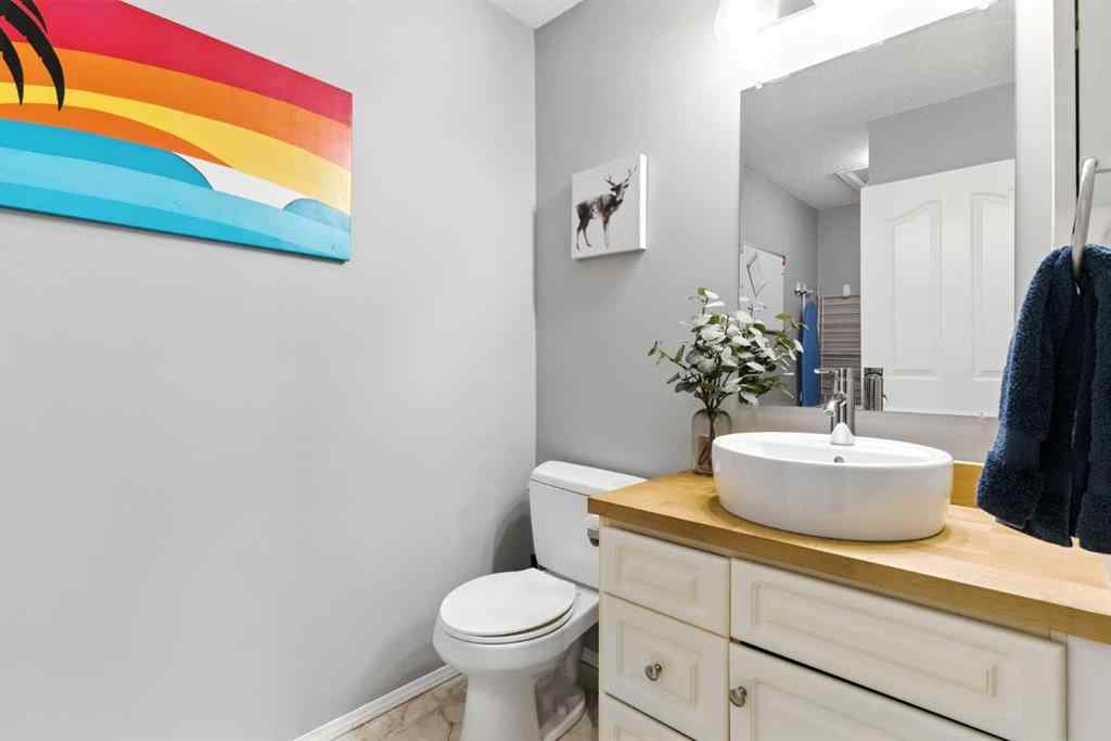 MLS® A2253418 - Unit #2 2207 28 Street SW in Killarney/Glengarry Calgary, Residential