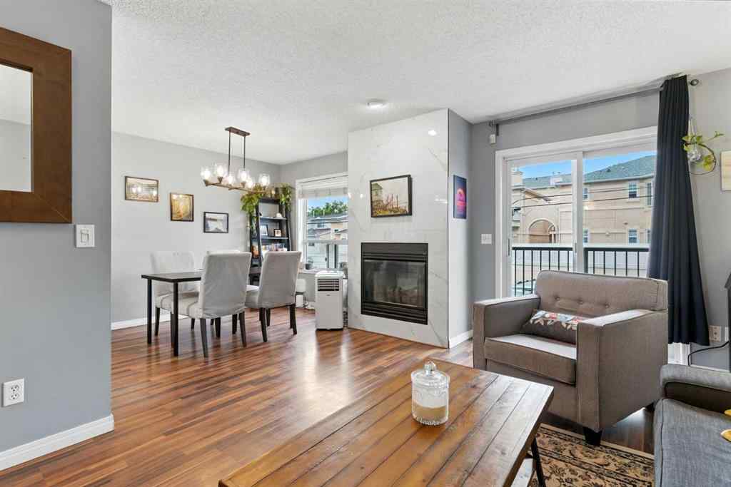 MLS® A2253418 - Unit #2 2207 28 Street SW in Killarney/Glengarry Calgary, Residential